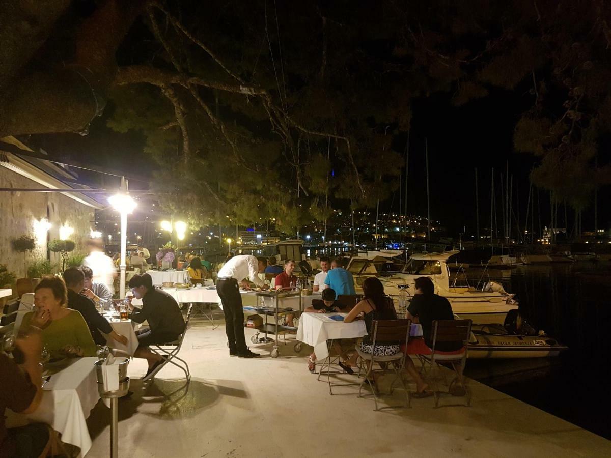Ban Apartment Dubrovnik Bagian luar foto